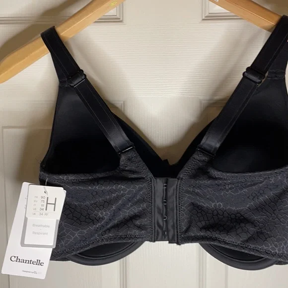 Chantelle Black C Magnifique Seamless Minimizer Bra - Picture 4 of 5